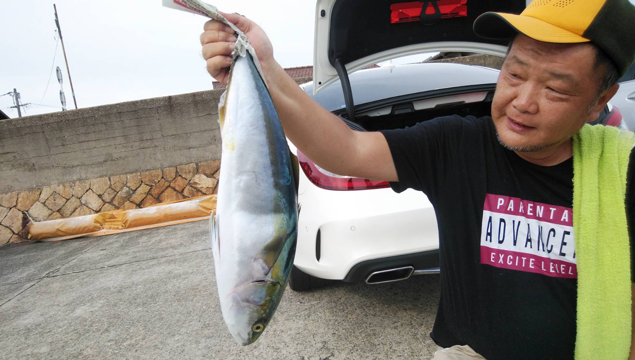ツバス6０センチ太刀魚