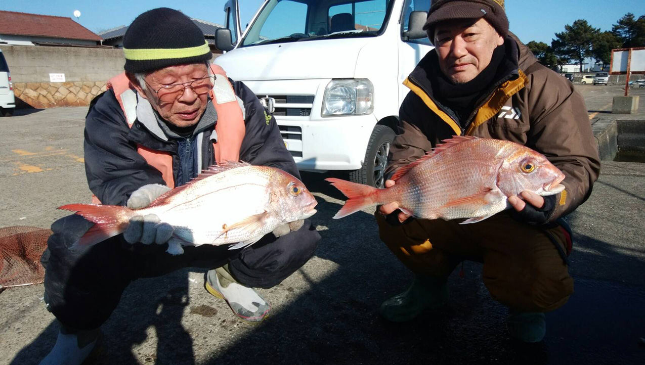 タイ42から53センチまでが17匹、カサゴ７匹 25センチ